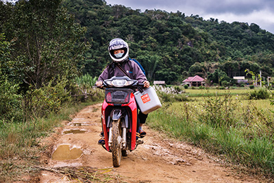 lao_wiw2016_motorcycle1 lao_wiw2016_motorcycle1