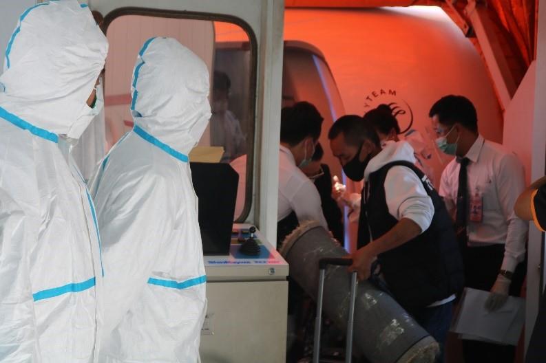 20201120-covid-19-air-travel-air-bridge 20201120-covid-19-air-travel-air-bridge