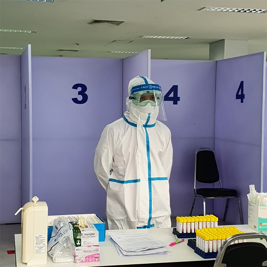 20201120-covid-19-air-travel-sample-collection 20201120-covid-19-air-travel-sample-collection