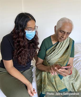 Credit: Jaitra Sathyandran usingmobilephone